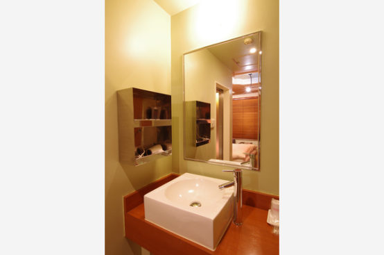 Room Number.211